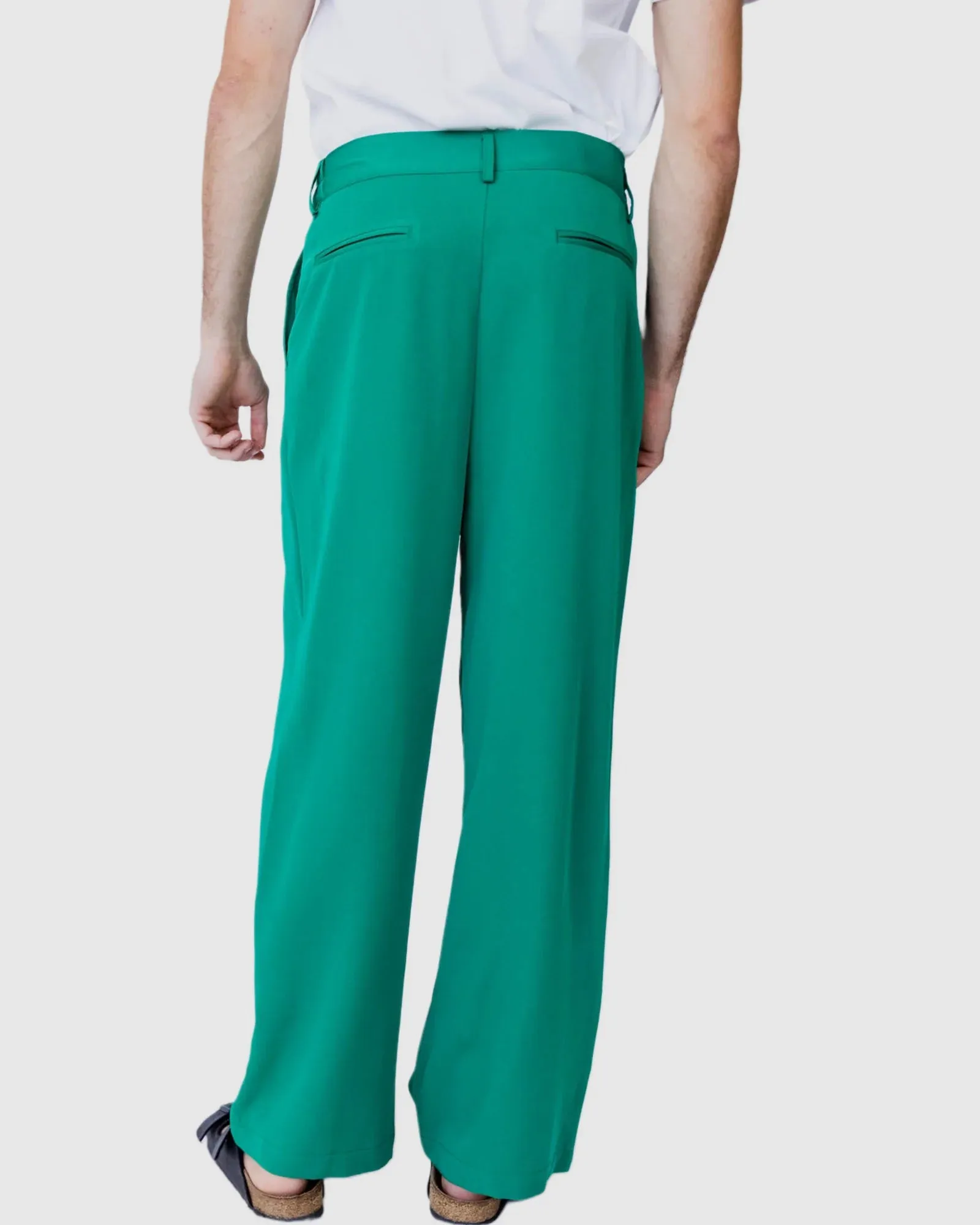 Justin Cassin Cyber Loose Leg Pants in Green Color
