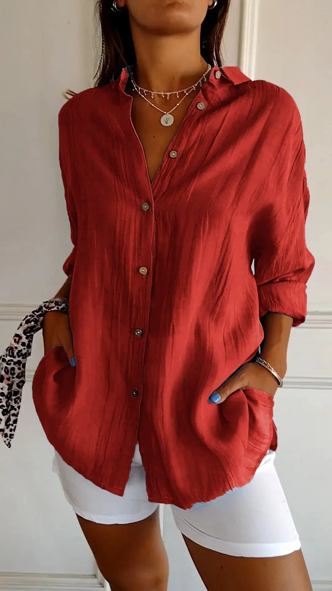 Sasha - Elegant Shirt with Pleated Style
