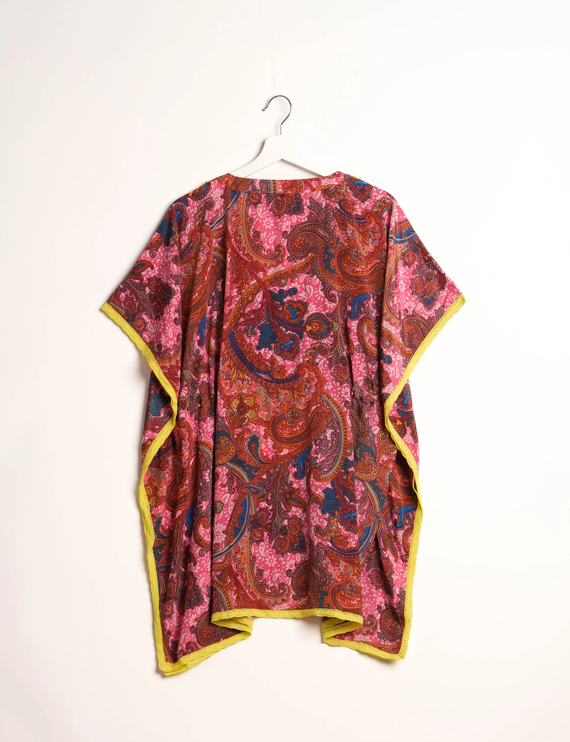 SHORT KAFTAN WITH LACE