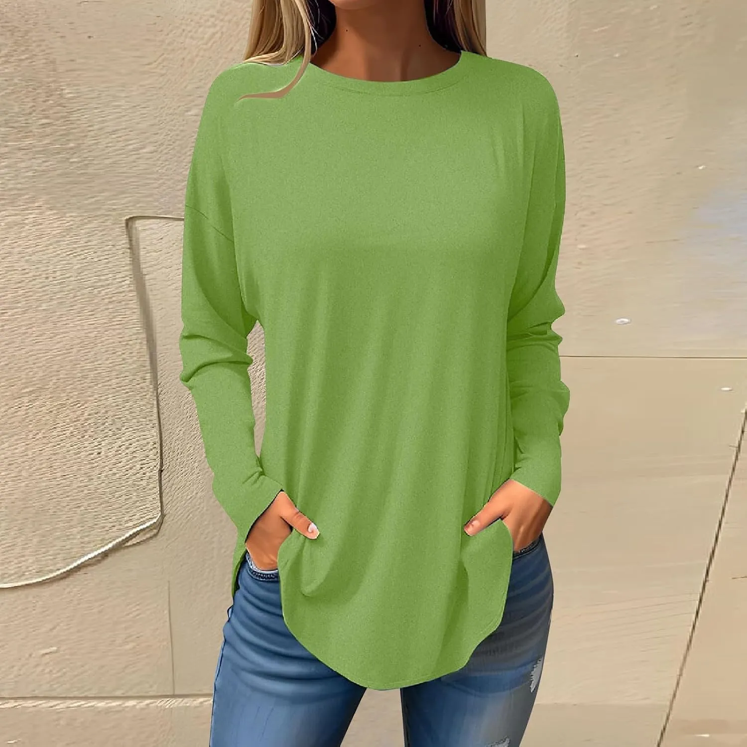 Womens Sweatshirt Crewneck Sweater Fleece Long Sleeve Pullover Tops Casual Tunic Tops for Women Loose Fit Shirts